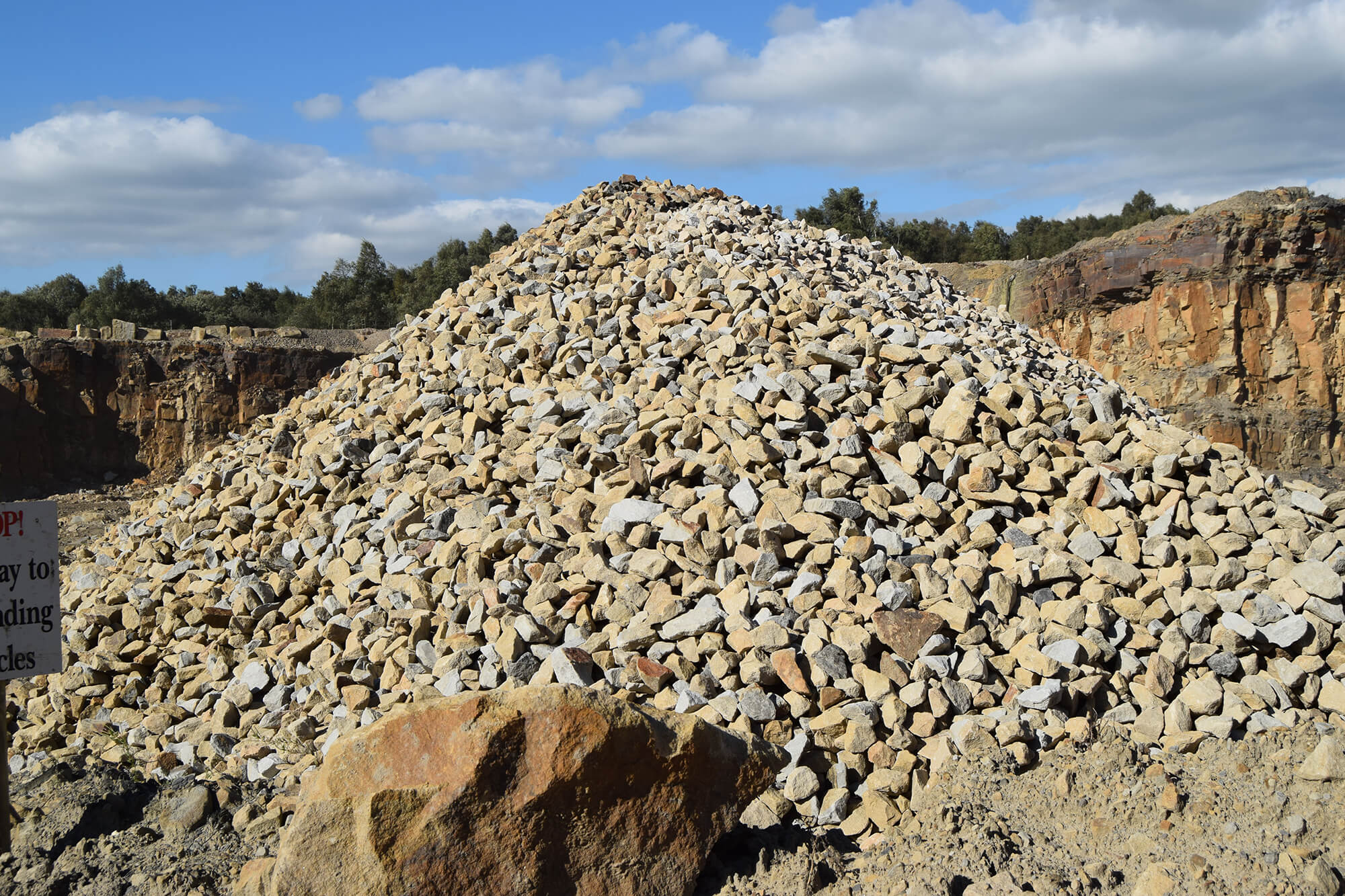 aggregates-armstrongs-aggregate-stone-quarry-suppliers